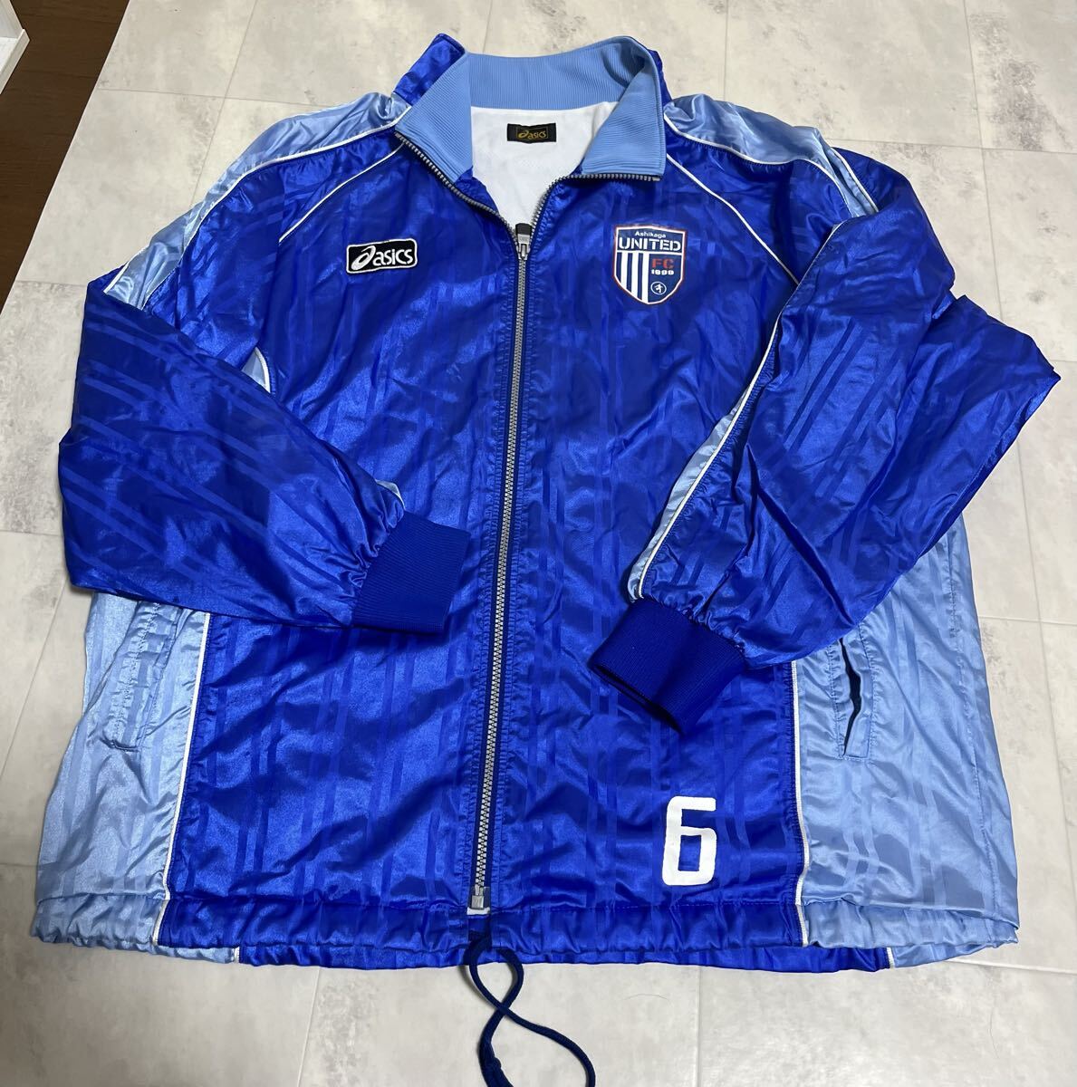 asics アシックス ナイロンジャケット ウインドブレーカー 裏起毛 Oサイズ ブルー メンズ トップス拍卖