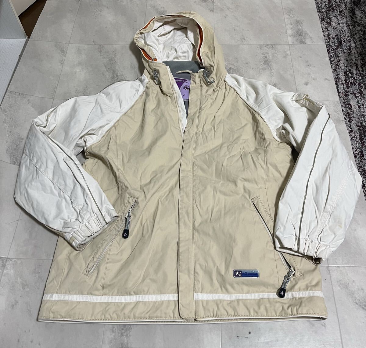 エレッセ ellesse スノボ スキーウエア ジャケット サイズ11-4(Lサイズ) ナイロンジャケット拍卖