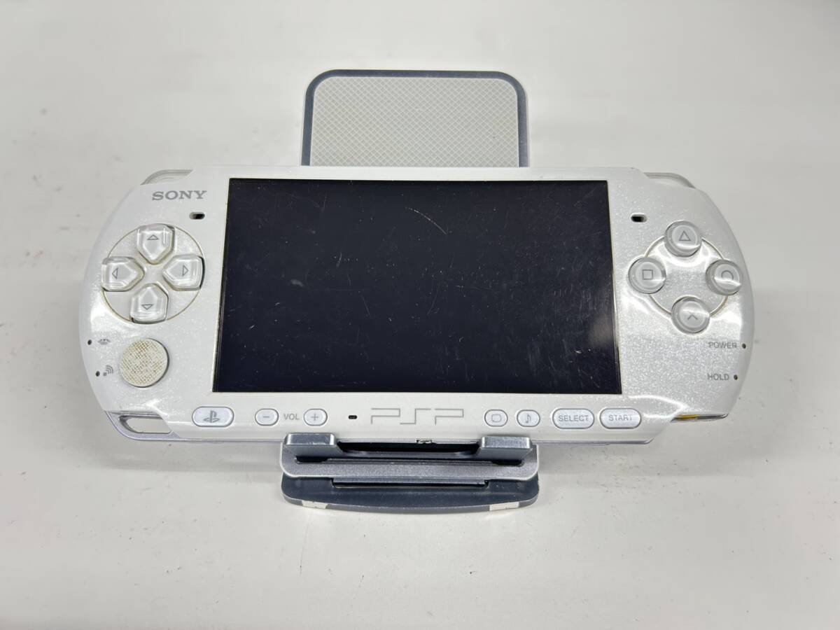 Sony PlayStationPortable プレイステーションポータブル PSP パール・ホワイト 本体 動作確認済み D-6拍卖