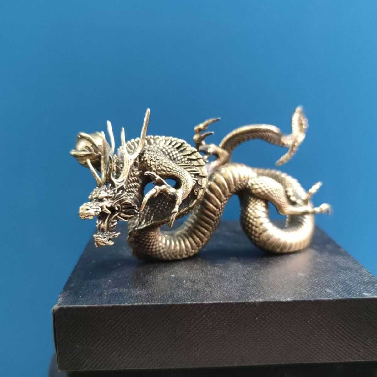 風水龍 龍の置物 昇龍置物 金属 置き物 真鍮 風水 龍竜 玄関 玄関飾り 風水グッズ ドラゴン 開運祈願 金運祈願 風水龍 昇龍 縁起物拍卖