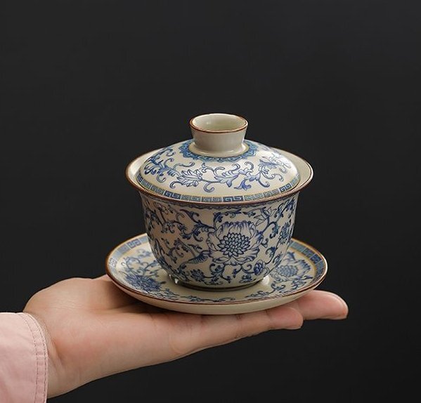 極美品 茶道具 汝窯青花茶碗 三才茶碗 茶飲み 湯飲み 中国カンフー茶道具 中国景徳鎮 お買い得 自宅用 簡易包装 箱なし zh1750拍卖