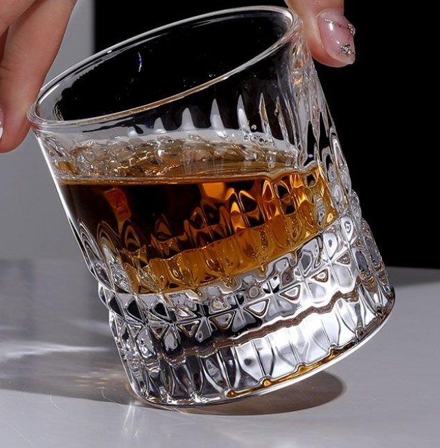 買い得 ロックグラス ガラスコップ クリスタルガラス 切子 ウィスキー用 簡易包装 自宅用 zh895拍卖