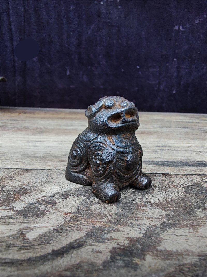 送料無料 貔貅 小鉄貅 文鎮 置物 鋳鉄 供養 装飾 収蔵 コレクション拍卖