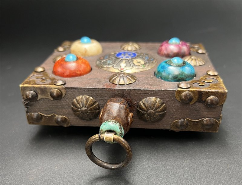 天然マホガニー 天然木 浮き彫り モザイク八宝銭 収納ケース 珍材木彫 に飾りを付けるかべかけ 中国美術 装飾 賞物 収蔵 sux117拍卖