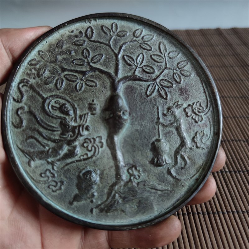 純銅鏡 青銅鏡 仙人嫦娥 仙兎 銅鏡 中国 銅器 青銅彫 銅製 銅鏡 置物 擺件 収蔵 鑑賞 中国美術品拍卖