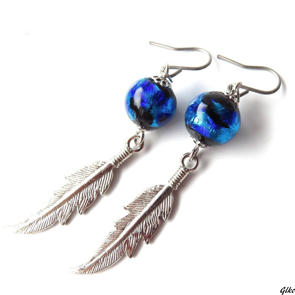 【両耳セットでバランス良いコーディネートが完成する】 ホタルガラスピアス 海デザイン 沖縄アクセサリー チタン リゾートファッション拍卖