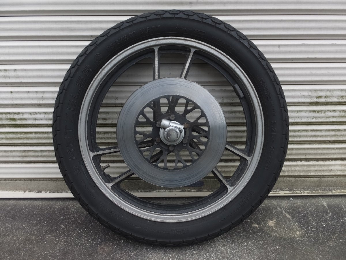 GSX400E ゴキ 純正 当時物 フロントホイール 18 アクスル類付き SUZUKI 絶版旧車 検/GSX250E ザリ GS400 GS425 GT380 GT550 GT750 ベコ カ拍卖