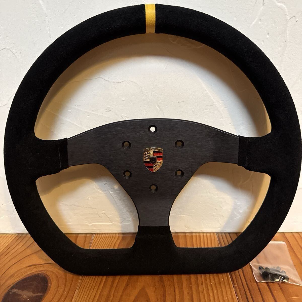 ポルシェ 911 991CUP 小径 D型 スエード ステアリング 真鍮 クレスト エンブレム付 φ320 ボルト新品(MOMO スパルコ イタルボランテ ATIWE)拍卖