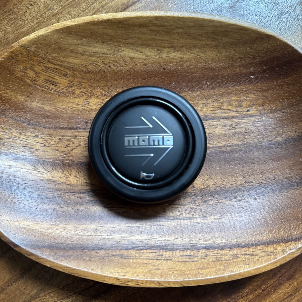 MOMO 正規品 ホーンボタン マットブラック 美品 樹脂良好 (HB02 ワークスベルラフィックス NRG クイックリリース等)拍卖