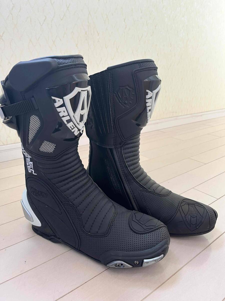 アレンネス レーシングブーツ EUR43 ARLENNESS 超美品拍卖