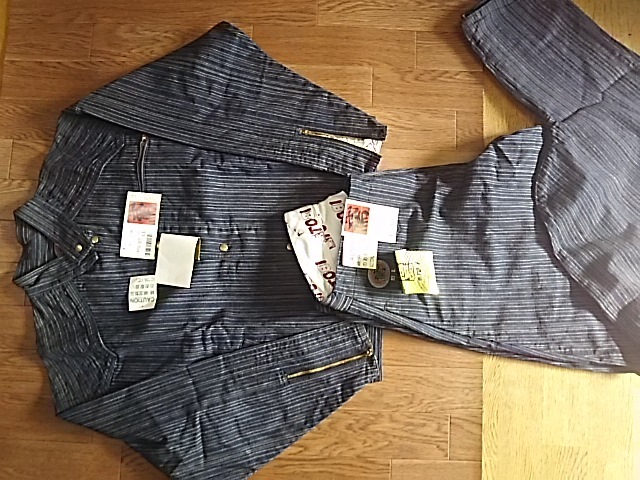 カセヤマ鳶ジャンパーニッカポッカ ニッカポッカ超超ロング 上着LL・ズボンL 限定商品 新品タグ付き拍卖