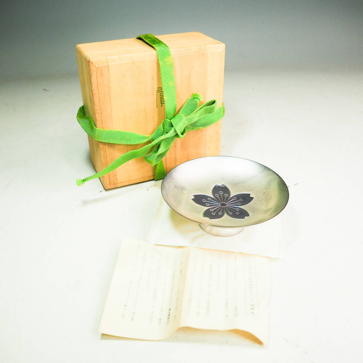 重量:約90.2g SILVER シルバー 銀製 造幣局 銀盃 銀杯 酒器 金属工芸 刻印 伝統工芸 S1847拍卖