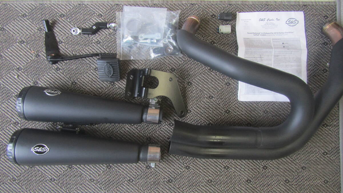 S&S Grand National 2into2 エキゾースト ブラック ソフティル M8拍卖