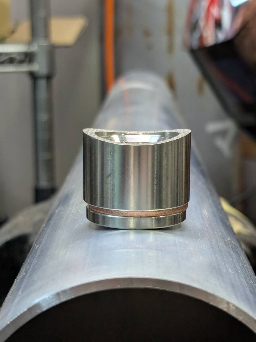 送料180円 空燃比計センサー ボス ラウンド加工 O2センサー 溶接用ボス M18×P1.5 アダプタ A/F計 AEM PLX NGK INNOVATE イノベート BOSCH拍卖