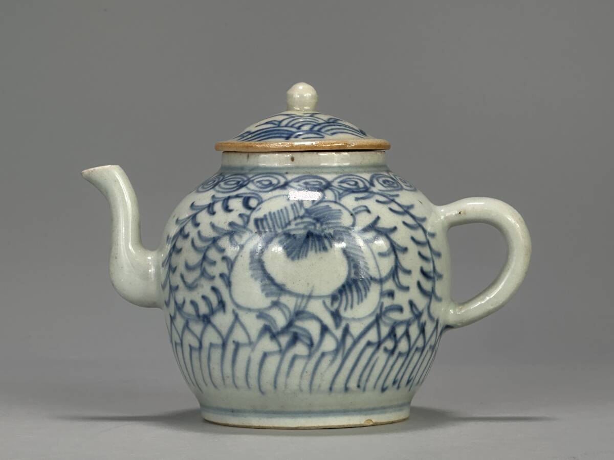 UN11S05 中国美術 清朝 清時代 青花花卉文急須 染付 茶器 煎茶道具 唐物 古物 拍卖