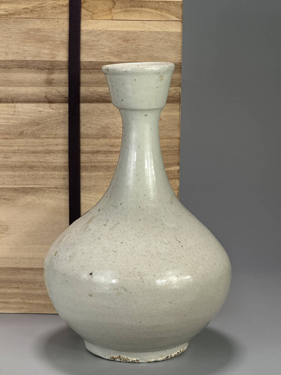 UN11S05 朝鮮古美術 李朝時代 李朝 白磁 華道具 花入 花瓶 時代物 唐物 古物 拍卖