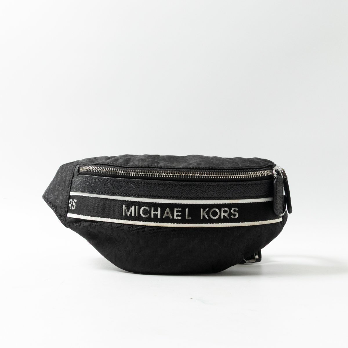【1円スタート】MICHAEL KORS マイケルコース ウエストバッグ ナイロン ブラック 黒 ホワイト レディース 斜めがけ カジュアル bag 鞄拍卖