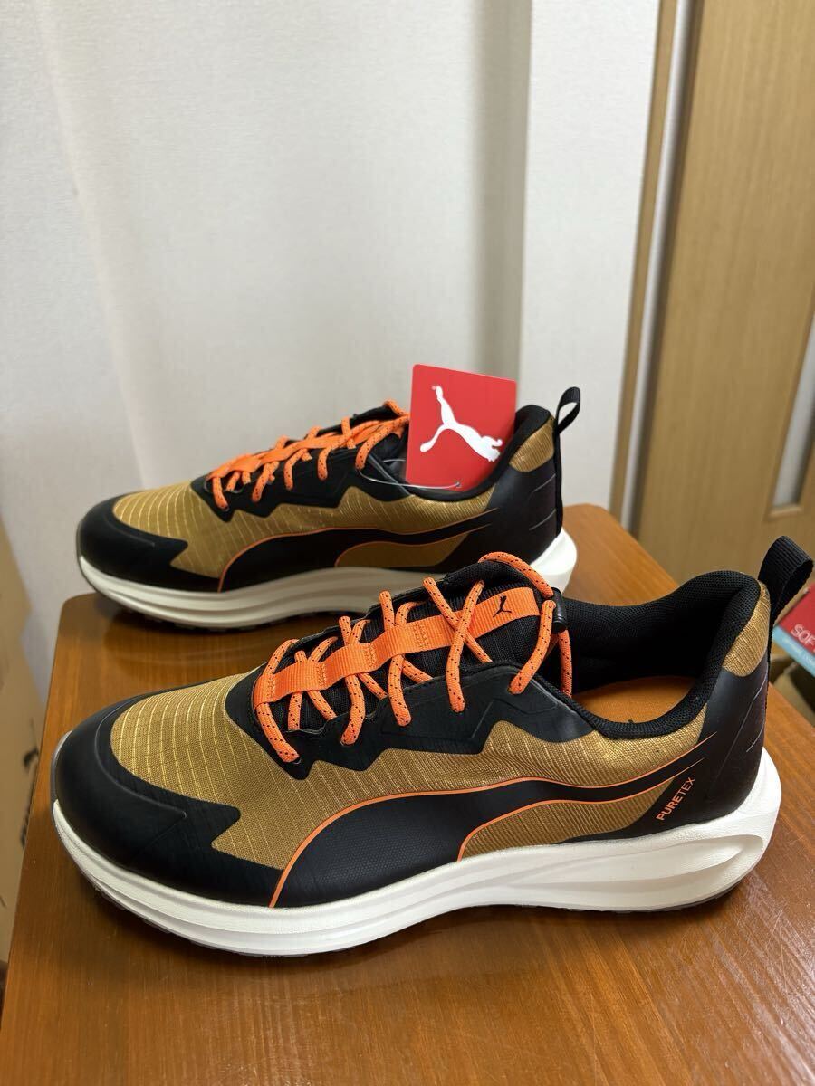 ■新品★27.5cm★防水★プーマ ツィッチ ランナー ワイド PTX★378492-02★メンズシューズ★拍卖