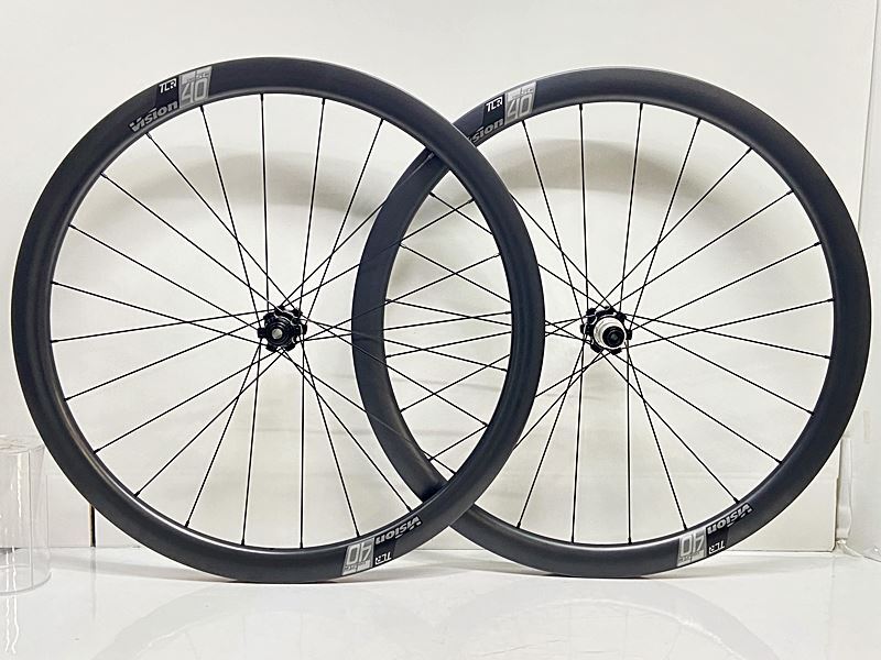 美品 ヴィジョン VISION SC40 DISC TLR ホイールセット XDR 12速 DISC チューブレスレディ カーボン【値下げ】拍卖