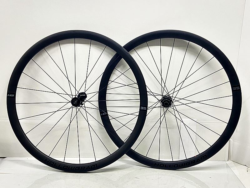 キャノンデール CANNONDALE ホログラム HOLLOWGRAM 35 ホイールセット シマノフリー 11速 DISC チューブレスレディ カーボン【値下げ】拍卖