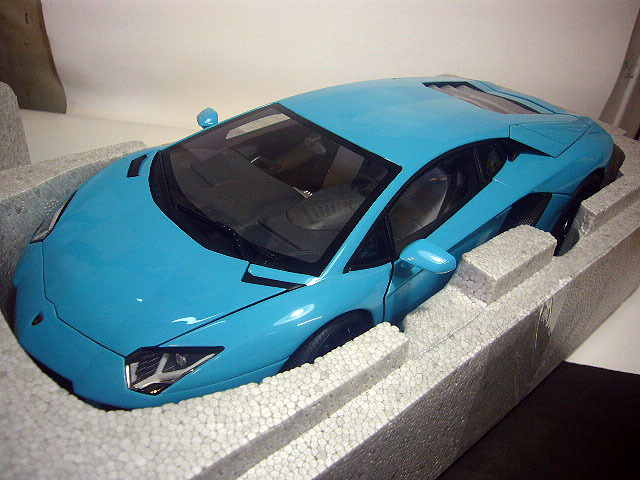 ◆1/18 オートアート 74667 ランボルギーニ アヴェンタドール LP700-4 ターコイズブルー◆拍卖