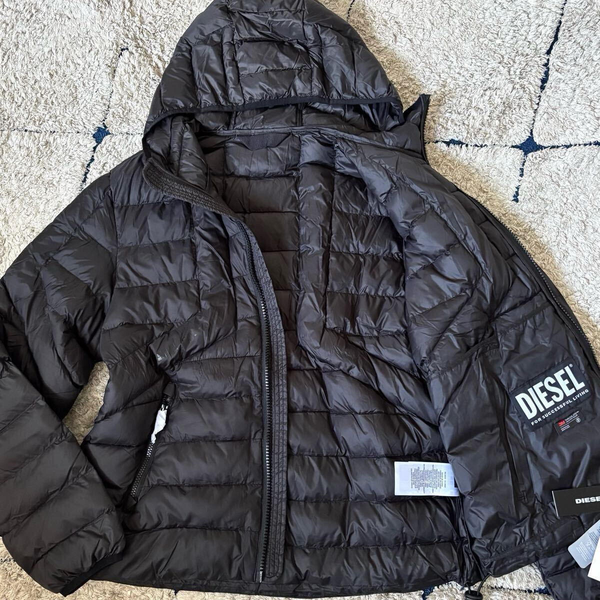 タグ付き◆XLサイズ相当!DIESEL ディーゼル ダウンジャケット 中綿 3M ジャケット ブルゾン フード ロゴ ジップ メンズ ブラック 黒拍卖