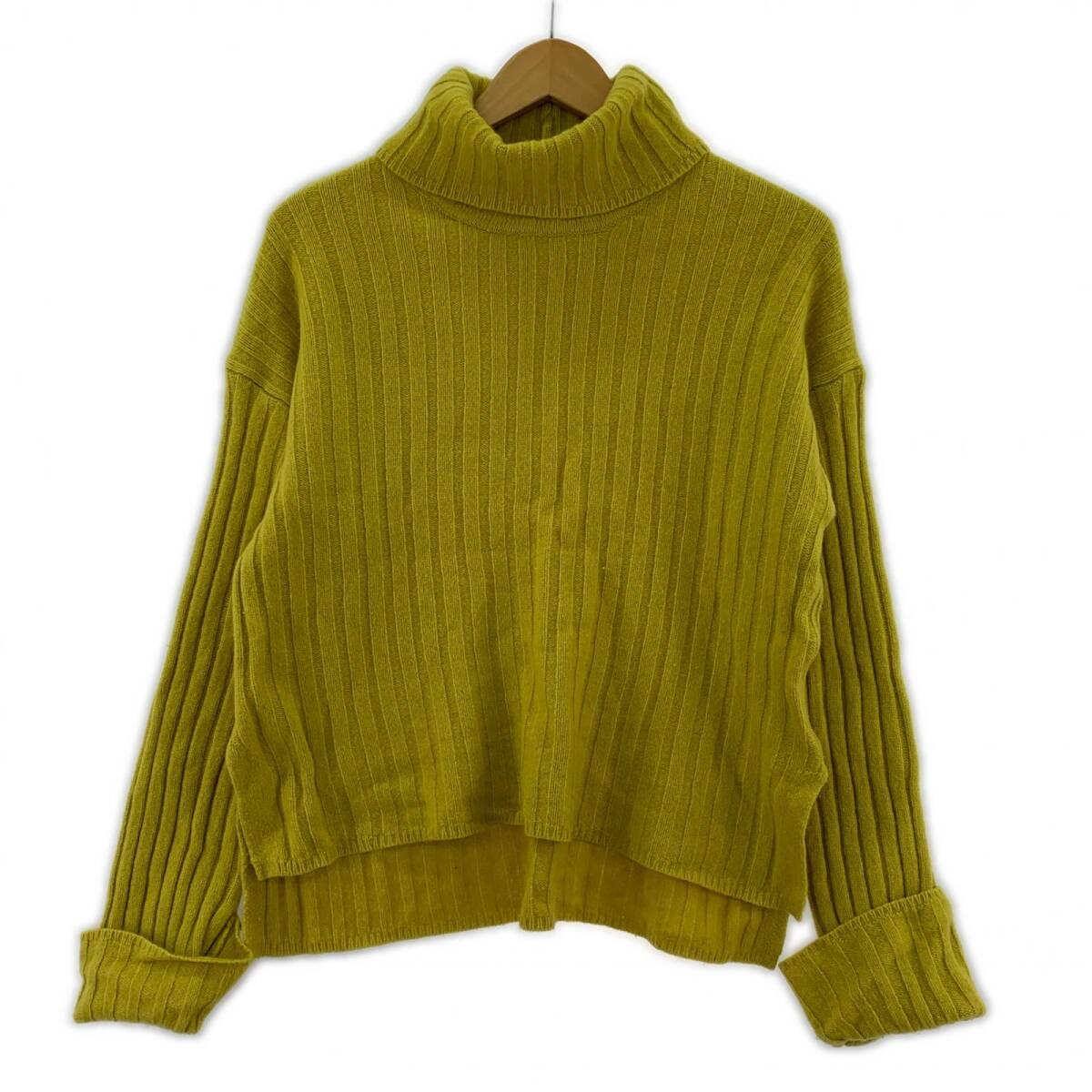 le coeur blanc ルクールブラン ハイネック リブ ニット size38/イエロー拍卖