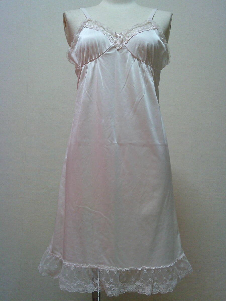 ★【ルシアン】とってもキュートなピンクのスリップ★1拍卖