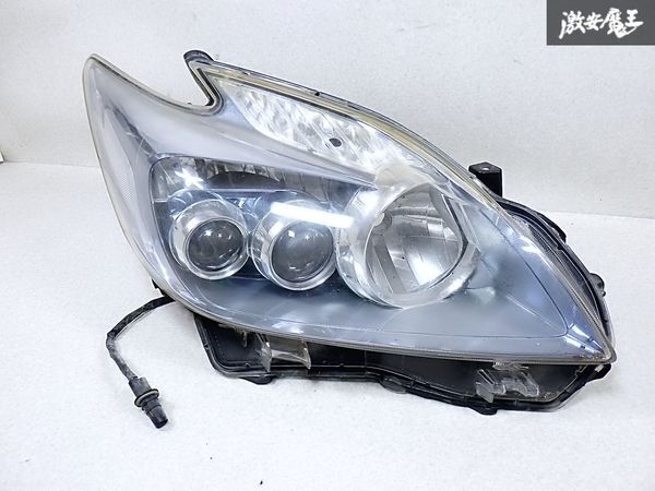 トヨタ 純正 ZVW30 ZVW35 プリウス 前期 LED ヘッドライト レンズ 3眼 右 右側 運転席側 KOITO 47-30 ニ 即納 棚R-3拍卖
