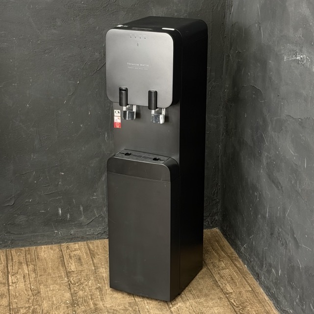 ウォーターサーバー【中古】動作保証 プレミアムウォーター HC22D1L-PW ブラック 冷水 温水 / 514815拍卖