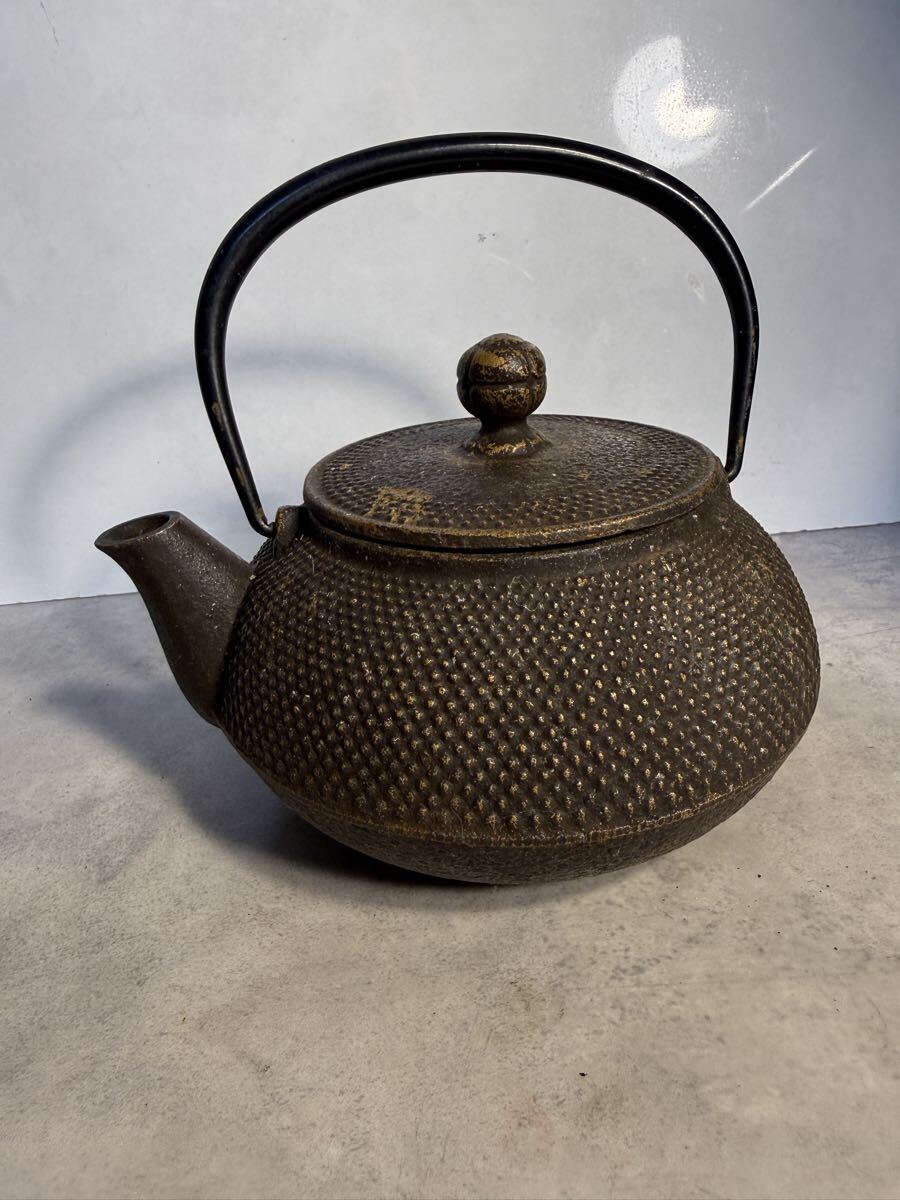 岩鋳 南部鉄器 鉄瓶 霰文様 茶道具 IWACHU 日本製 鋳物 現状品 アンティーク 工芸品拍卖