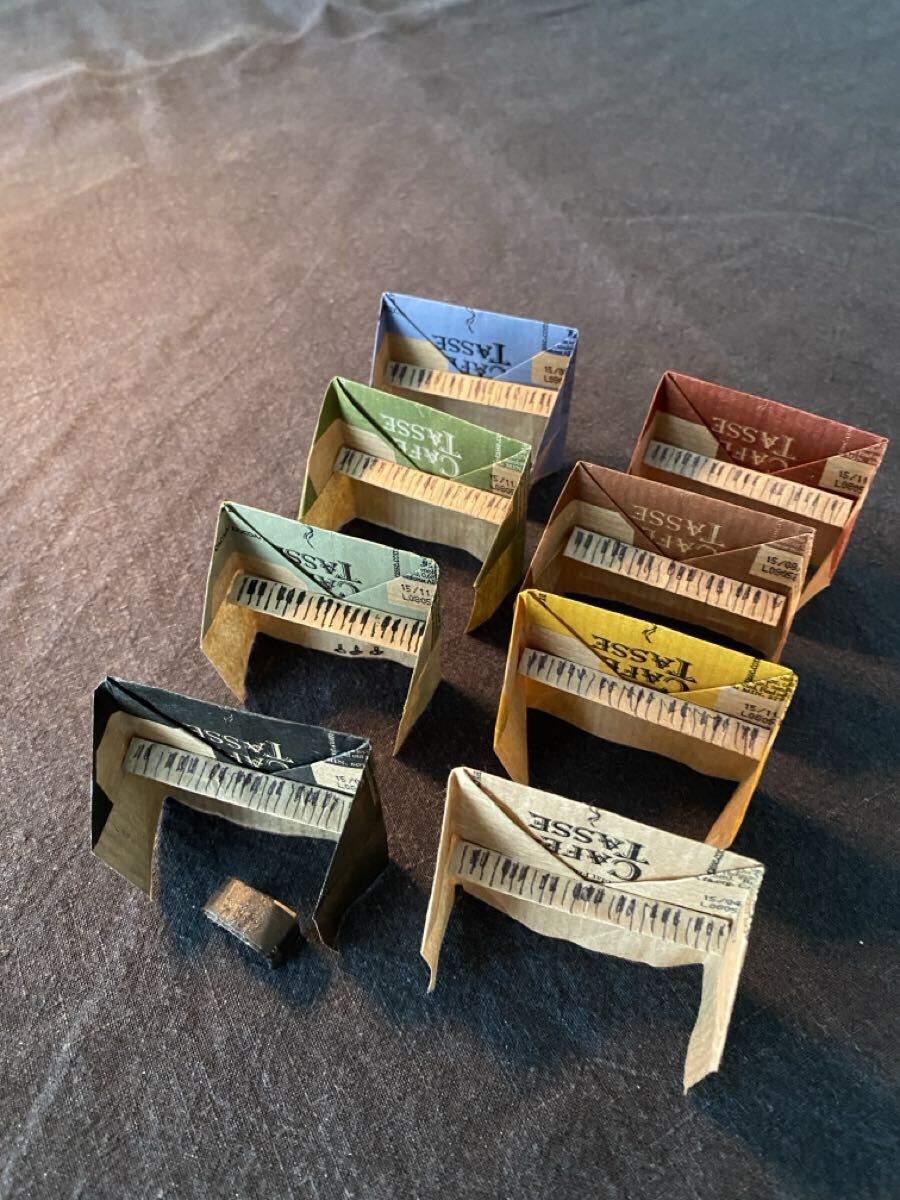 折り紙ピアノ8色セット手のひらサイズ paper piano 紙物拍卖