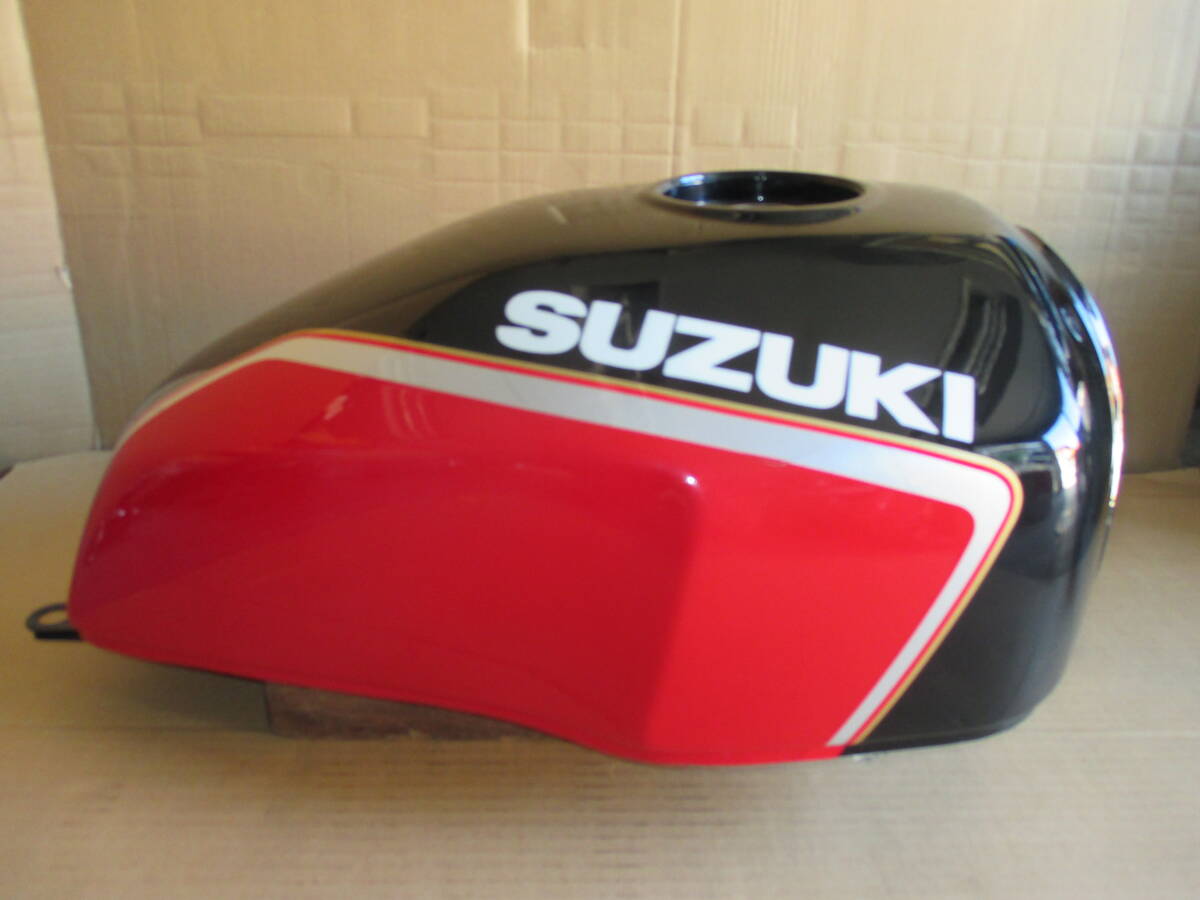 スズキ インパルス400 GK7CA 純正 ガソリンタンク コック 燃料タンク 実動車外し 検) GSX400 赤/黒 ヨシムラカラー GK79A 拍卖