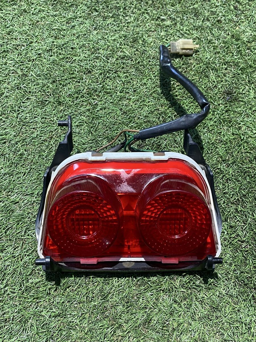メ①/当時物【MC19】CBR250R テールランプ テールライト割れはありませんが、経年劣化はあります。 テールレンズ HONDA genuine parts拍卖