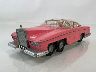 DINKY ディンキー イングランド製 レディ ペネロープ FAB1 サンダーバード 本体のみ拍卖