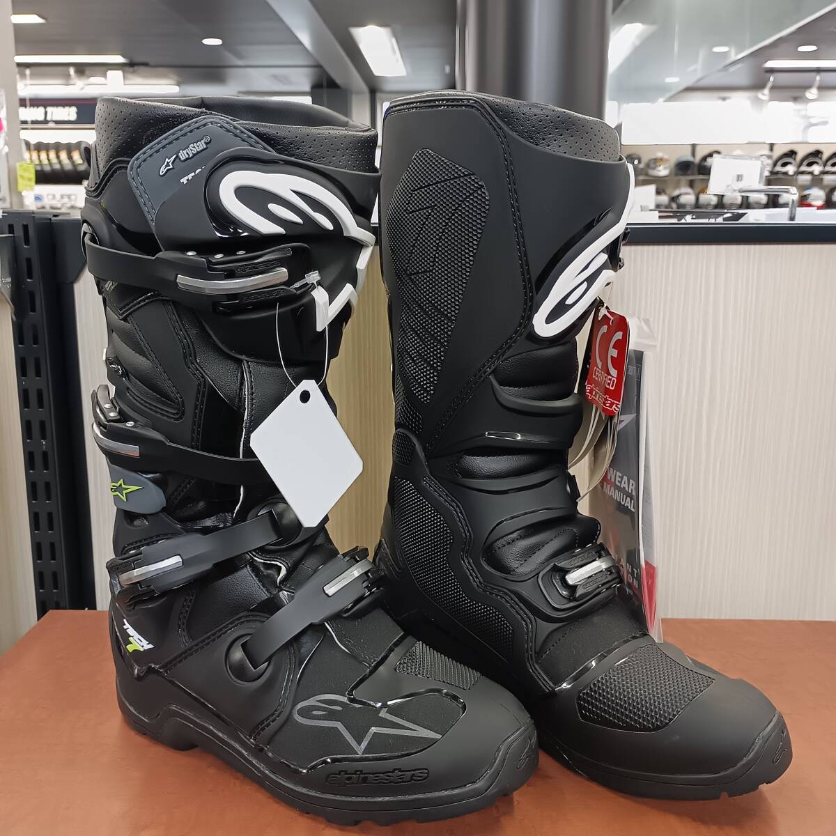 新品展示品 alpinestars アルパインスターズ TECH7 エンデューロ ドライスター ブラック/グレイ サイズ7 25.5m オフロードブーツ 管理3006拍卖