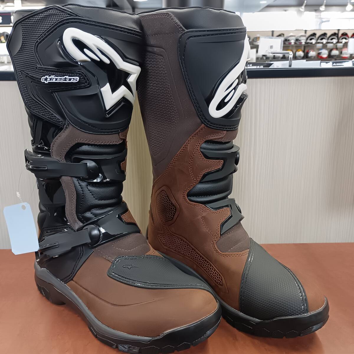 新品展示品 alpinestars アルパインスターズ コロザル アドベンチャー ブーツ オイルドレザー ブラウン/ブラック サイズ9 27.5cm 管理3006拍卖