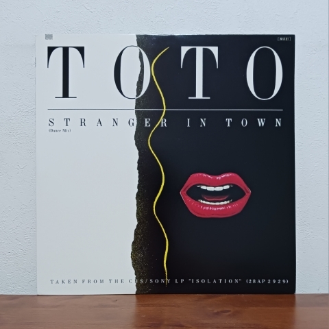 12インチシングル/ トト☆TOTO「ストレンジャー・イン・タウン(ダンス・ミックス・バージョン) / STRANGER IN TOWN」ライナーノーツ付 拍卖