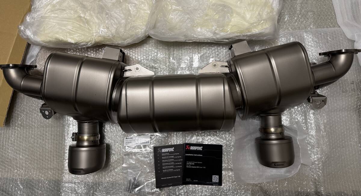 ポルシェ 718 ケイマン GT4/718 スパイダー Akrapovic アクラポビッチマフラー Slip On Race Line チタンテールパイプ 雨天未使用 夏休み拍卖