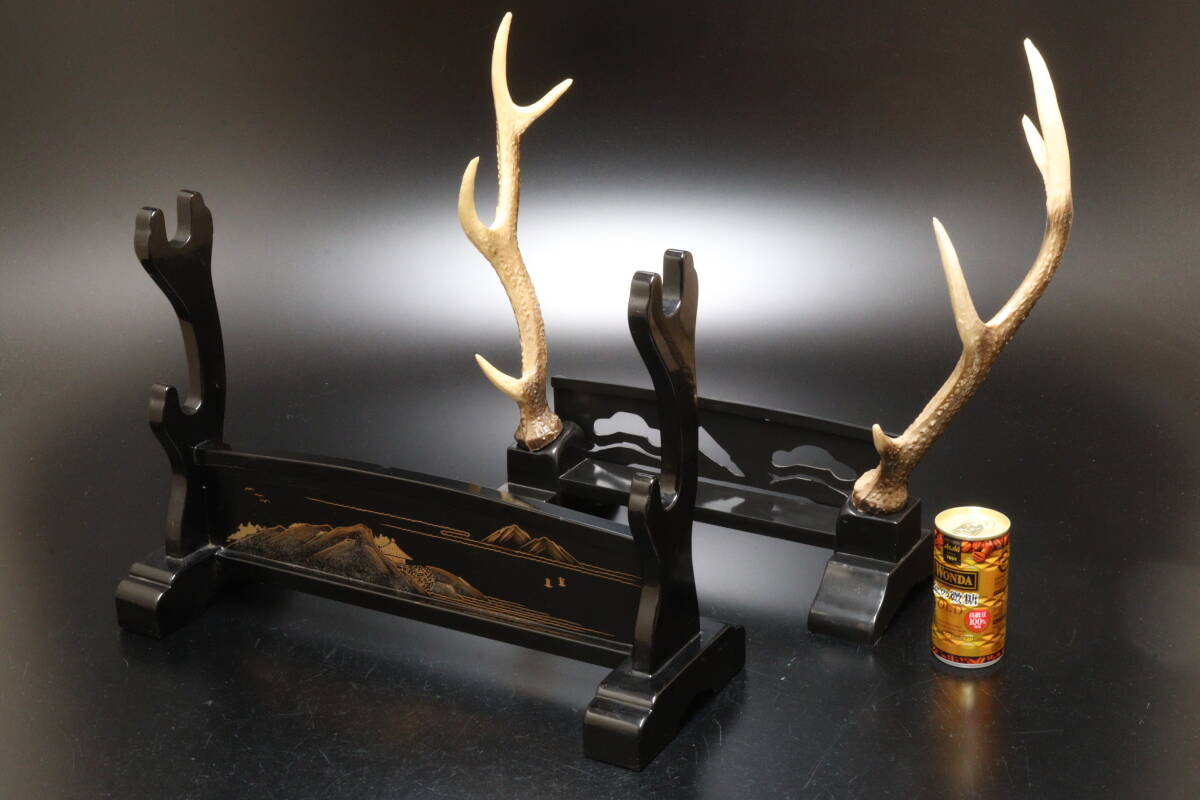 P 武具 山水図 鹿角風 刀掛台 2点拍卖