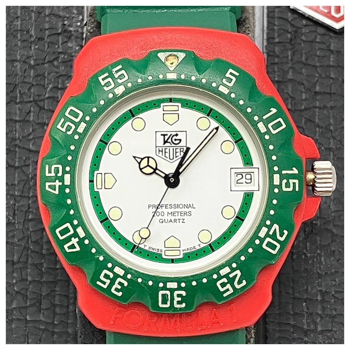 付属品付き☆極美品のタグホイヤー時計・メンズ・フォーミュラ1☆電池交換済み☆拍卖