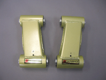 個人宅発送可能 イケヤフォーミュラ フロント アッパーリンク 固定式 (ノーマル比/-5mm) ニッサン スカイライン HCR32 (IFAK10001-A)拍卖