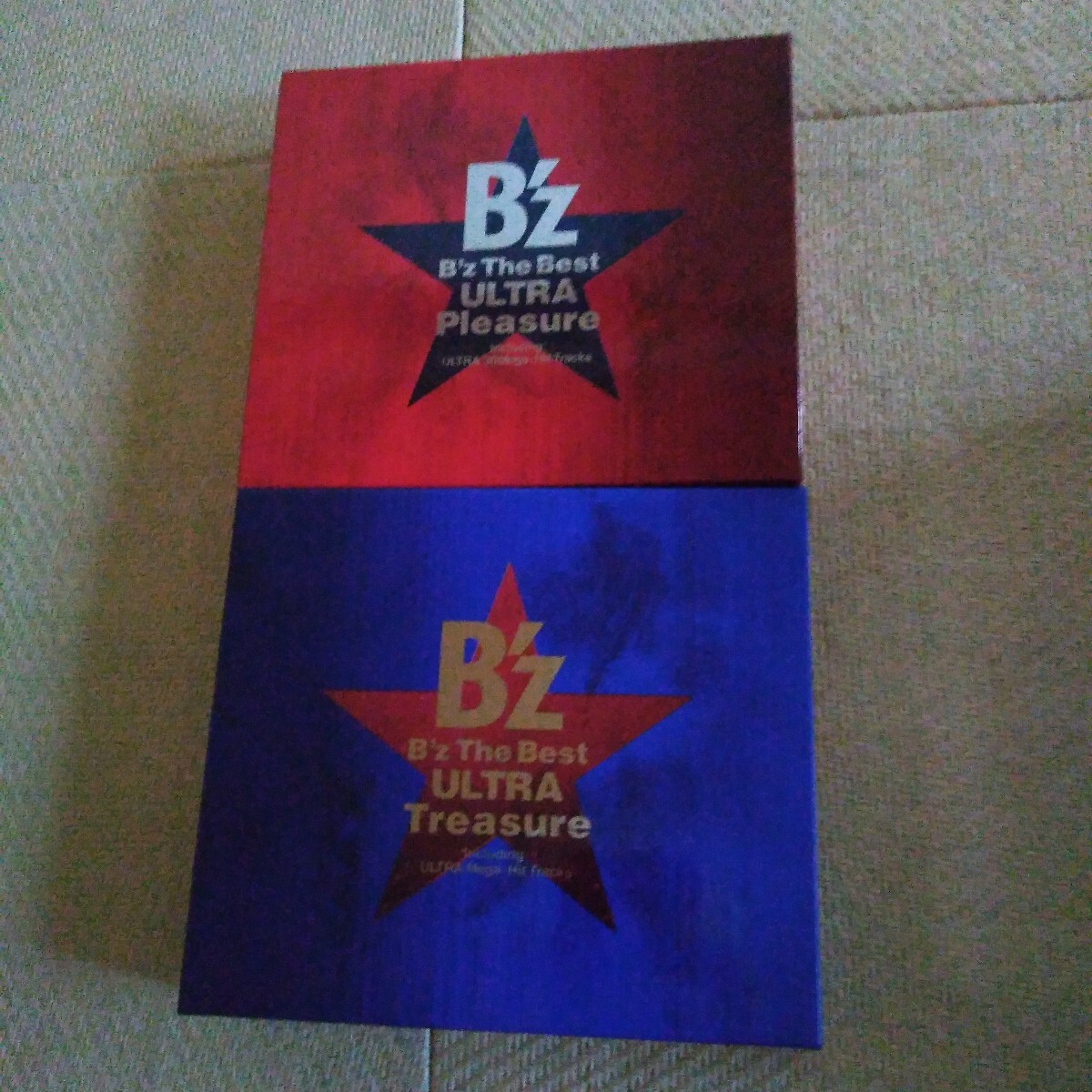 B'z The Best ULTRA Pleasure 2CD+DVD ULTRA Treasure 2CD+DVD 初回 限定盤 ベスト アルバム セット 稲葉浩志 松本孝弘 ビーズ拍卖