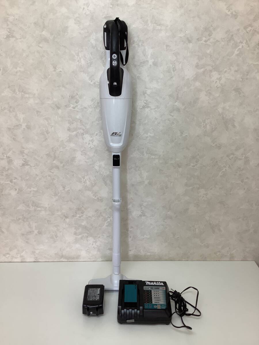 ■そ-1033 中古品 Makita CL281FD 動作確認・簡易清掃済み マキタ 充電式掃除機拍卖