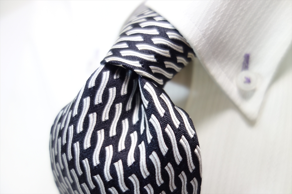 8876◆イタリア製 ヴェルサーチVERSACE シルクネクタイ拍卖