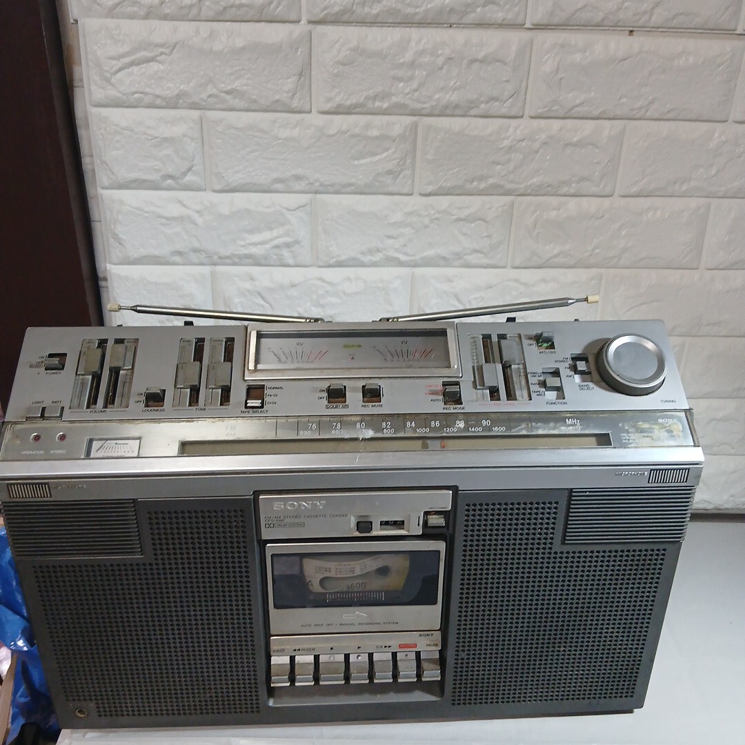 昭和レトロ ラジカセ SONY CFS-686 FM/AMカセットコーダー動作未確認拍卖