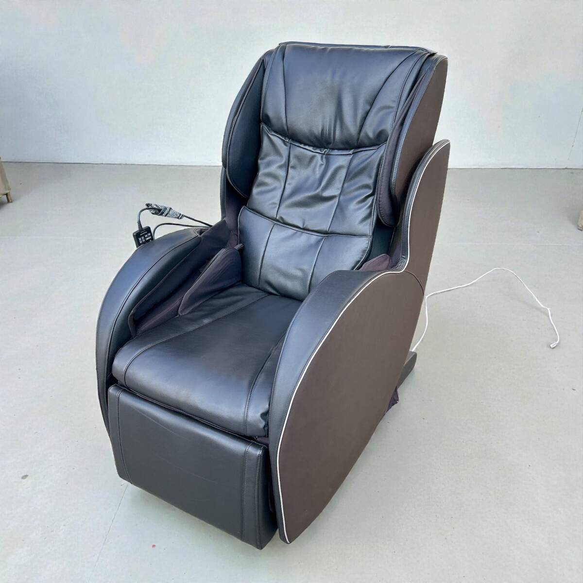 Panasonic パナソニック マッサージチェア 家庭用 EP-MA043 2013年製 中古 現状品 引取歓迎 家財便 エラー有り拍卖