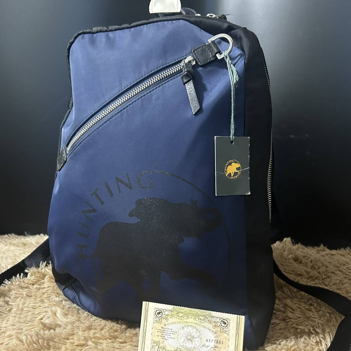 1円~【希少/美品】ハンティングワールド HUNTUNG WORLD リュック バックパック デイパック メンズ ビジネス デカロゴ ナイロン 青 レザー拍卖