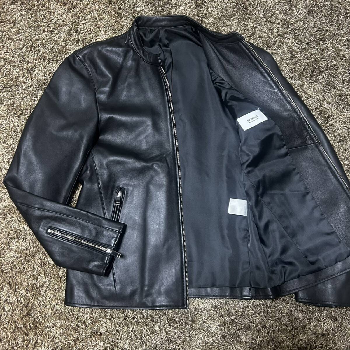 希少Lサイズ相当!極美品!STUDIOUS ステゥディオス シングルライダース ラムレザージャケット 羊革 メンズ 革ジャン シープスキン 3 黒拍卖