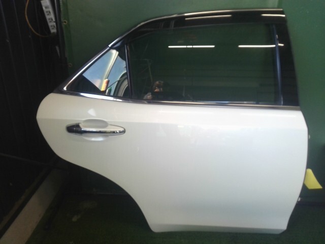 クラウン DAA-AWS210 右リアドア 右Rドア 062 67003-30661拍卖